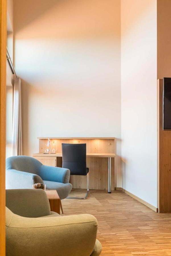Hotel & Golfrestaurant Gut Wissmannshof Staufenberg  Exteriér fotografie